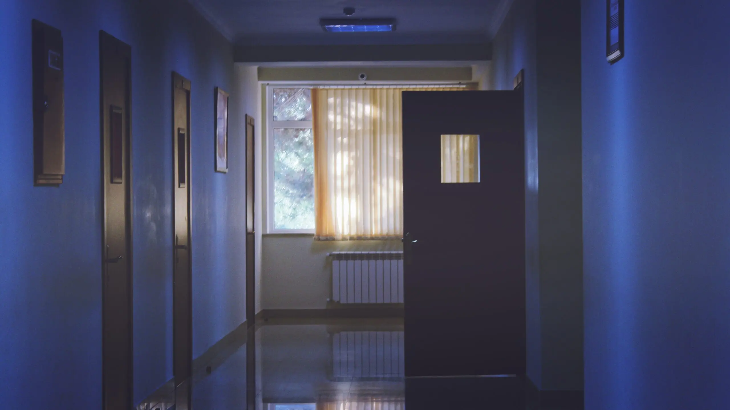 Empty hospital due to lack of staff